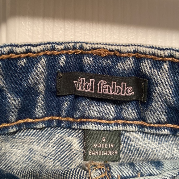 Brand New Wild Fable Medium Wash Highest Rise Cutoff Shorts…size 6 - Picture 3 of 6